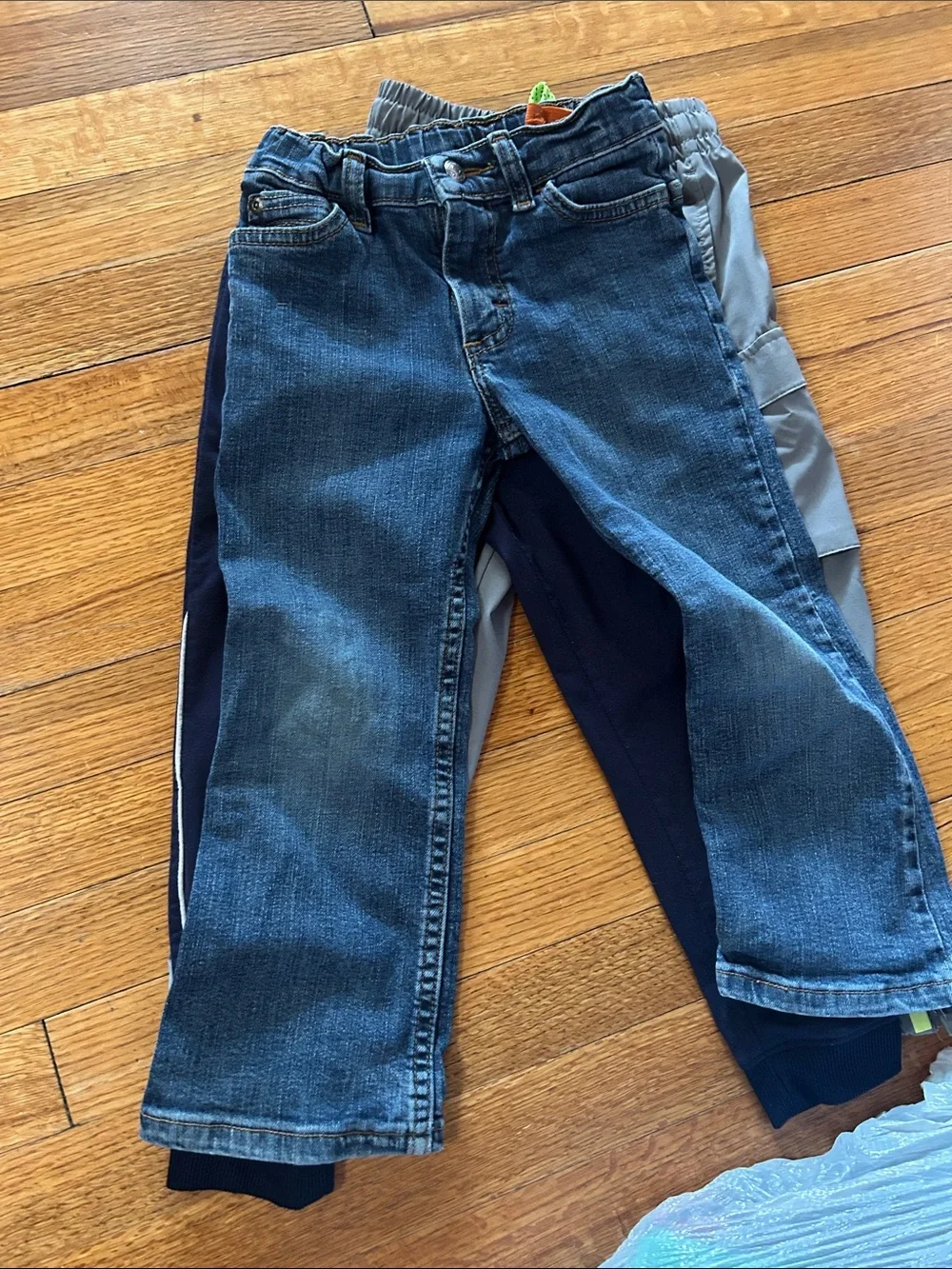 Under Armour Kids Black and Gray Sweatpants Joggers